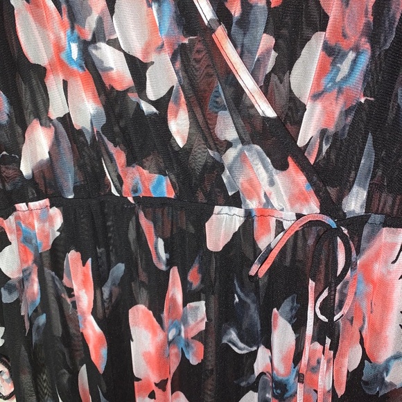 K GLAM Maxi Dress - Picture 4 of 6